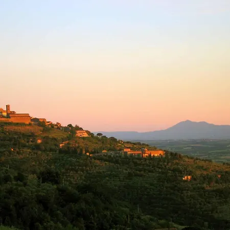 Locanda San Martino A Bocena Bed & Breakfast Cortona