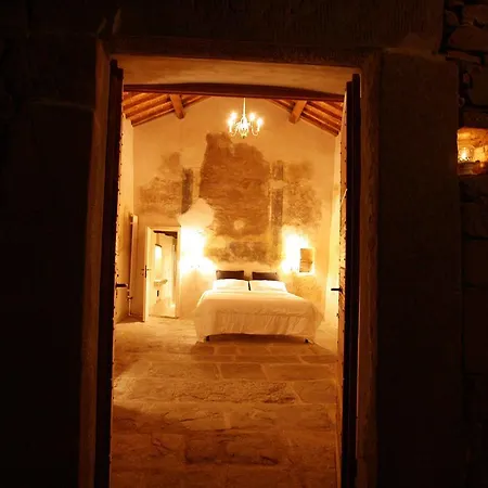 Locanda San Martino A Bocena Bed & Breakfast 3*